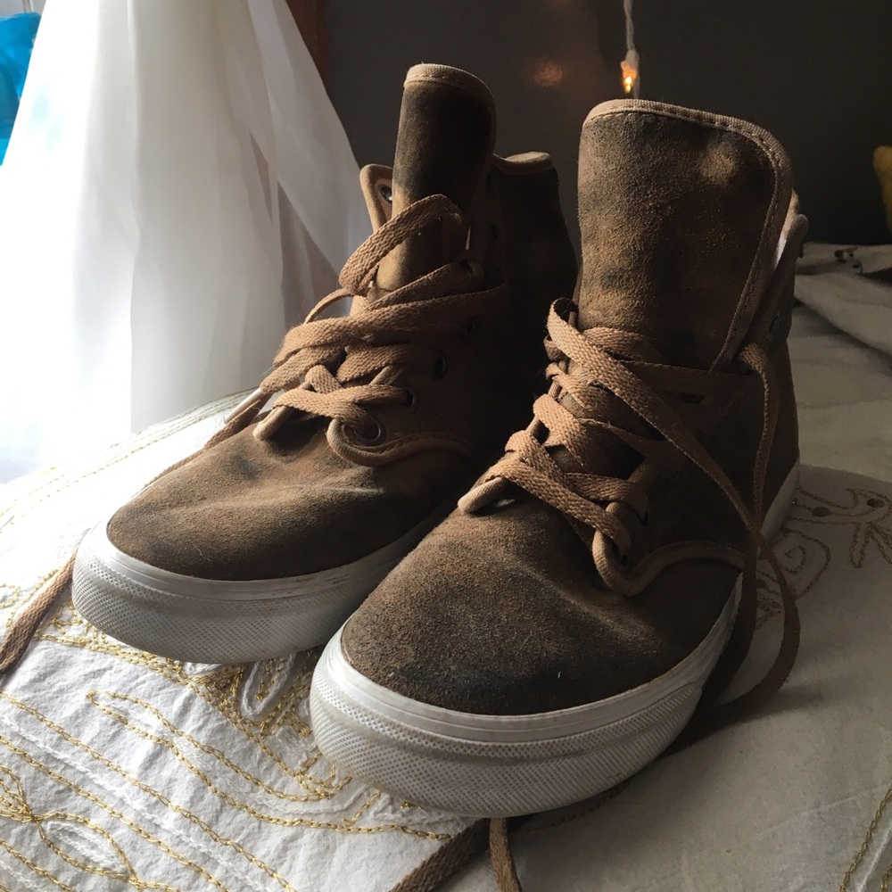Brown vans
